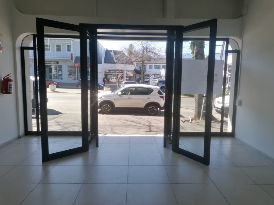 To Let Commercial Property for Rent in Somerset West Western Cape